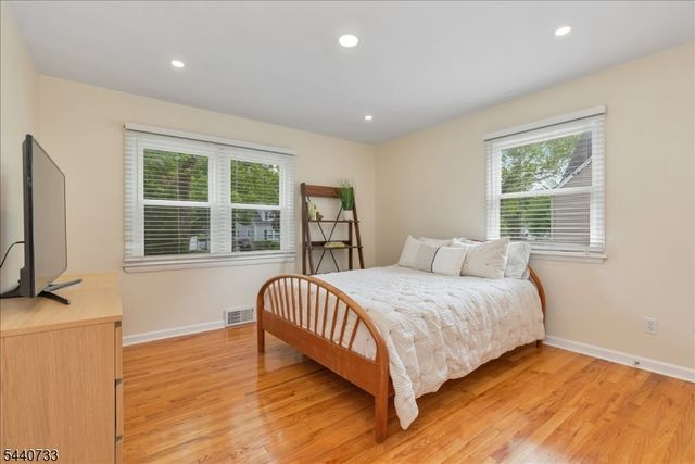 59 Shady Ln, Fanwood Boro, NJ 07023