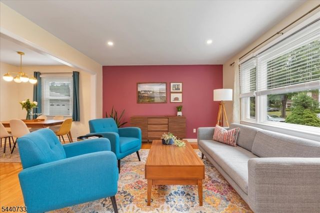59 Shady Ln, Fanwood Boro, NJ 07023