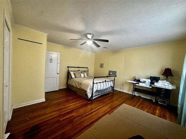 930 Alamo Street, Lake Charles, LA 70601
