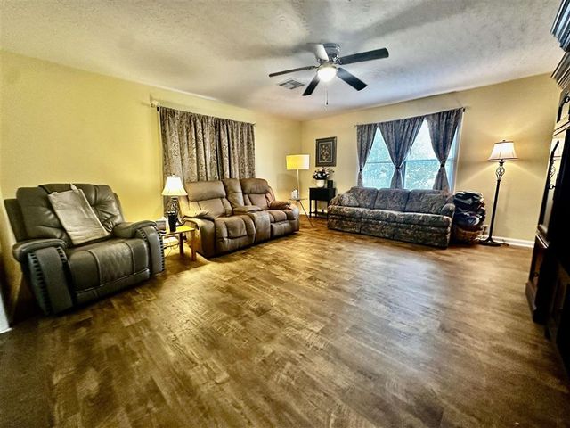 930 Alamo Street, Lake Charles, LA 70601