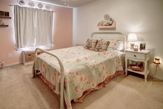 104 Trapper TRL, Bastrop, TX 78602