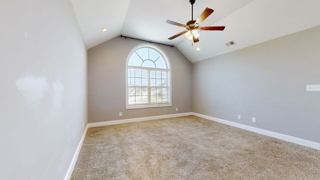 161 Roanoke Station Cir, Clarksville, TN 37043