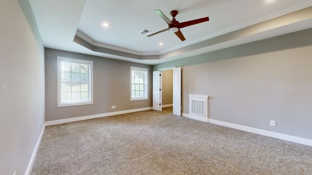 161 Roanoke Station Cir, Clarksville, TN 37043