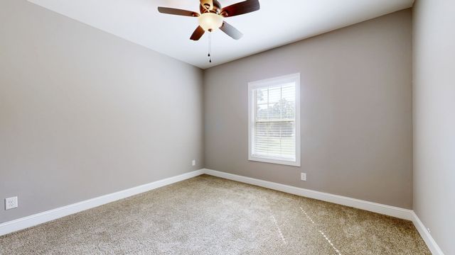 161 Roanoke Station Cir, Clarksville, TN 37043