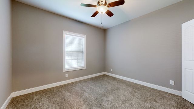 161 Roanoke Station Cir, Clarksville, TN 37043