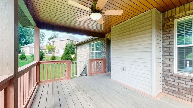 161 Roanoke Station Cir, Clarksville, TN 37043