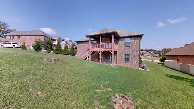 161 Roanoke Station Cir, Clarksville, TN 37043
