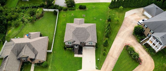 161 Roanoke Station Cir, Clarksville, TN 37043