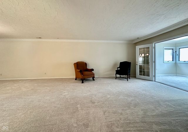 1030 Stratford Hall Street 17-3, Indianapolis, IN 46260