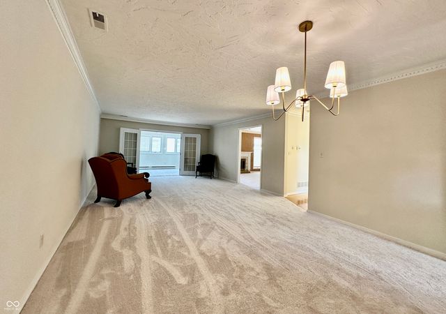1030 Stratford Hall Street 17-3, Indianapolis, IN 46260