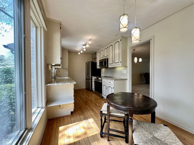 1030 Stratford Hall Street 17-3, Indianapolis, IN 46260