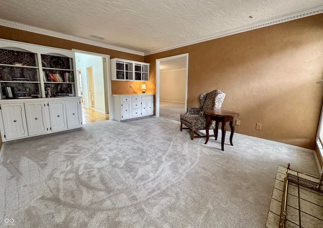 1030 Stratford Hall Street 17-3, Indianapolis, IN 46260