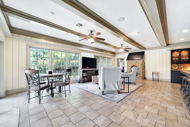1901 Rose Point, Athens, TX 75752