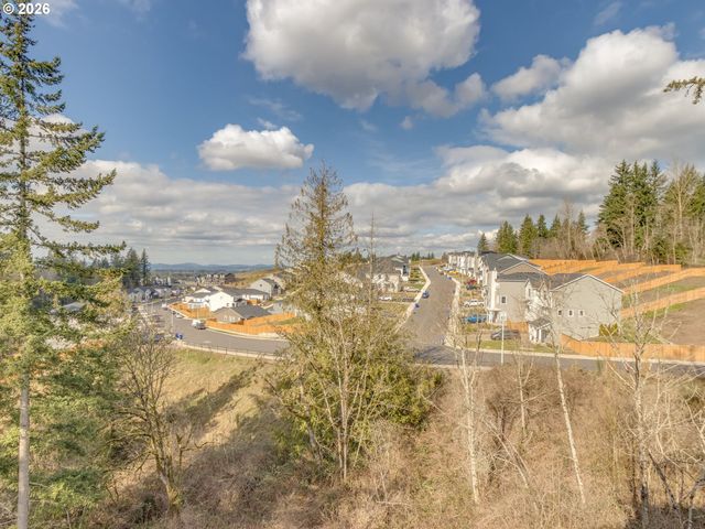 1877 Ne CURRIN CREEK Dr, Estacada, OR 97023