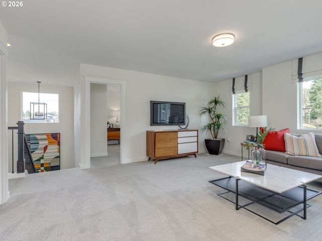 1877 Ne CURRIN CREEK Dr, Estacada, OR 97023