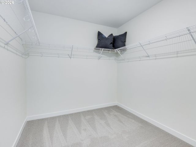 1877 Ne CURRIN CREEK Dr, Estacada, OR 97023