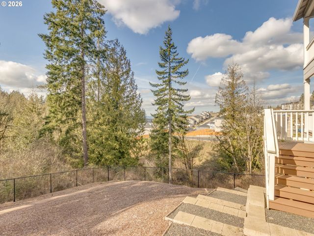 1877 Ne CURRIN CREEK Dr, Estacada, OR 97023