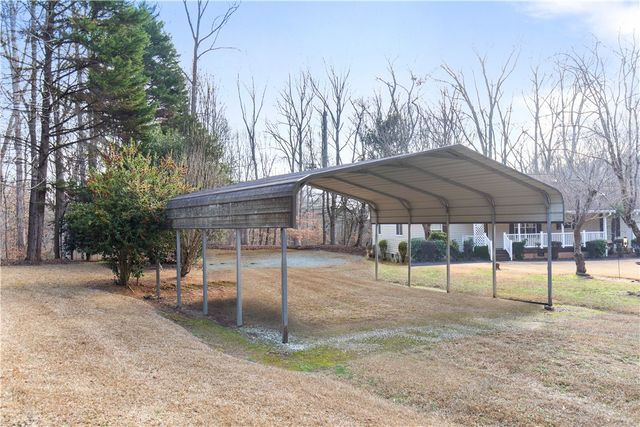 237 Deer Hollow Lane, Seneca, SC 29678