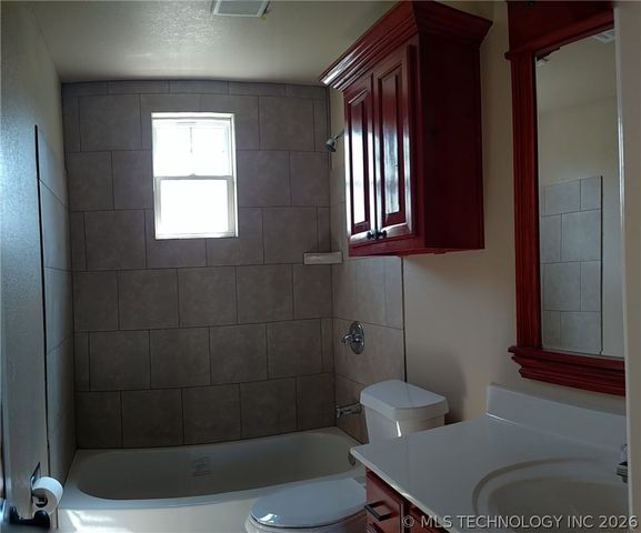 1816 N Atlanta Court, Tulsa, OK 74110