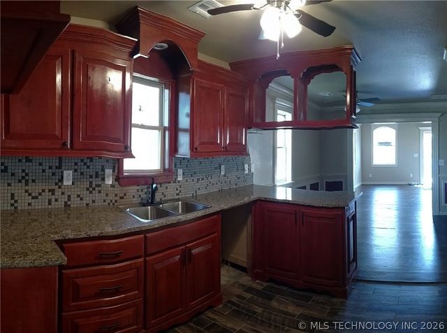 1816 N Atlanta Court, Tulsa, OK 74110