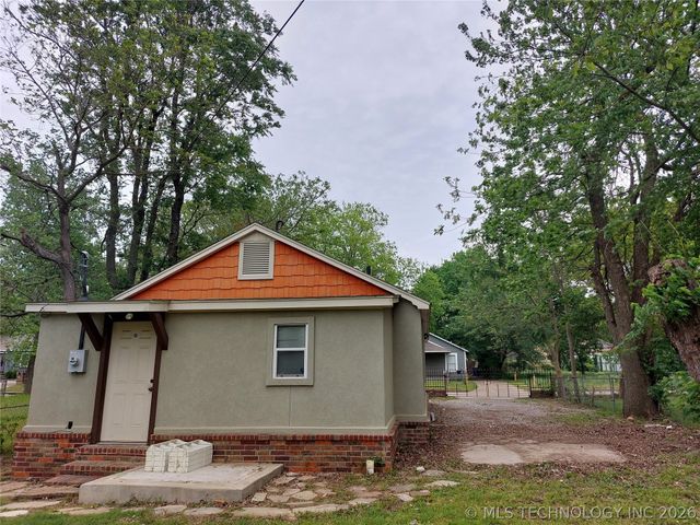 1816 N Atlanta Court, Tulsa, OK 74110