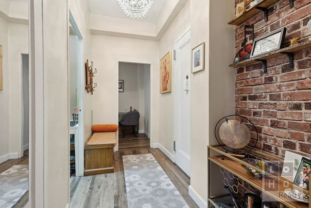 500 Grand Street BGB, New York City, NY 10002