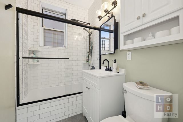 500 Grand Street BGB, New York City, NY 10002