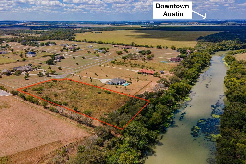 100 Colorado BLF, Cedar Creek, TX 78612