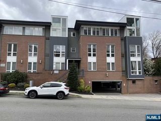 255 Laird Avenue 5, Cliffside Park, NJ 07010
