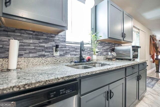 112 Shalako Lane, Lizella, GA 31052