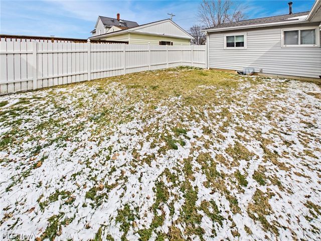 704 23rd Street, Vienna, WV 26105