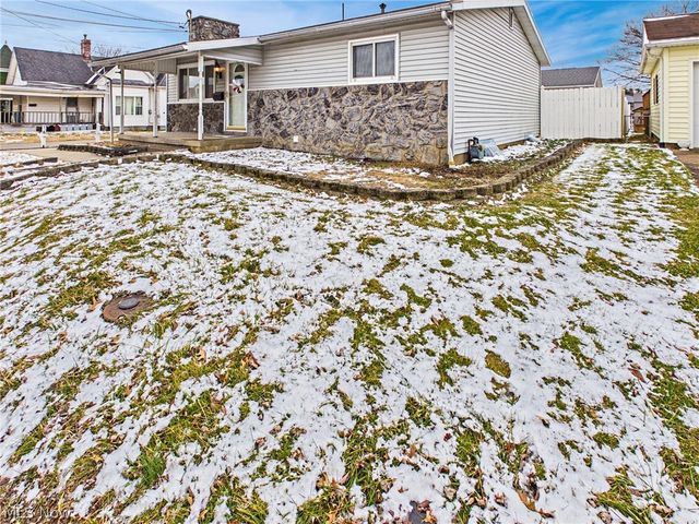 704 23rd Street, Vienna, WV 26105