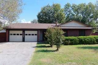 3105 N Calais Street, Sherman, TX 75090