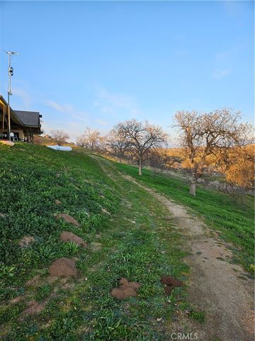 26667 Road 407, Raymond, CA 93653