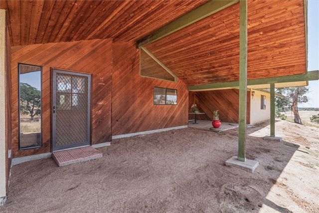 26667 Road 407, Raymond, CA 93653