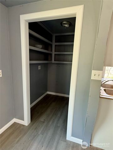 7199 Tarpiscan Road, Malaga, WA 98828