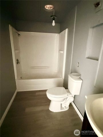 7199 Tarpiscan Road, Malaga, WA 98828