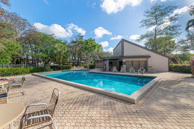 4213 NW 22nd Street, Coconut Creek, FL 33066