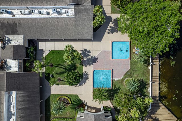 4213 NW 22nd Street, Coconut Creek, FL 33066