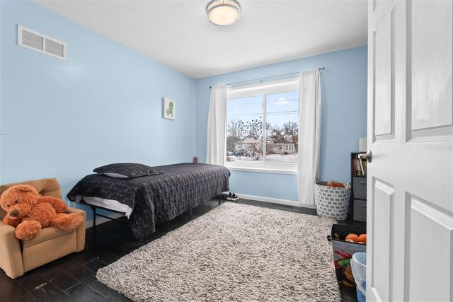 228 Ambler Drive, Brooklyn, MI 49230