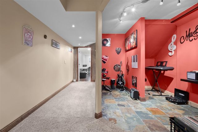 228 Ambler Drive, Brooklyn, MI 49230