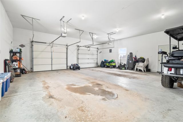 228 Ambler Drive, Brooklyn, MI 49230