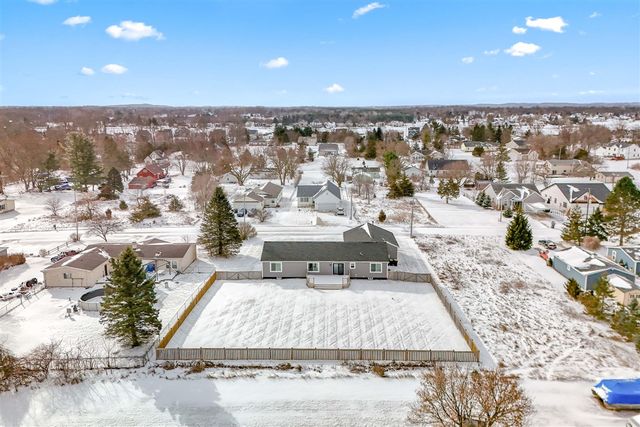 228 Ambler Drive, Brooklyn, MI 49230