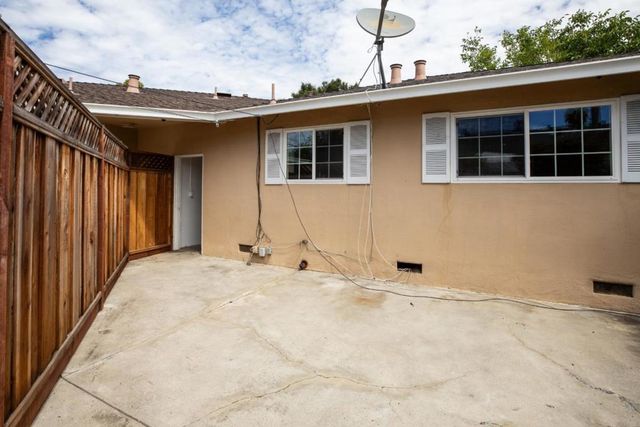 2012 Cabrillo Avenue, Santa Clara, CA 95050