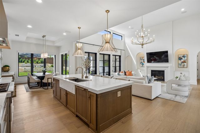 5807 Preston Way, Colleyville, TX 76034