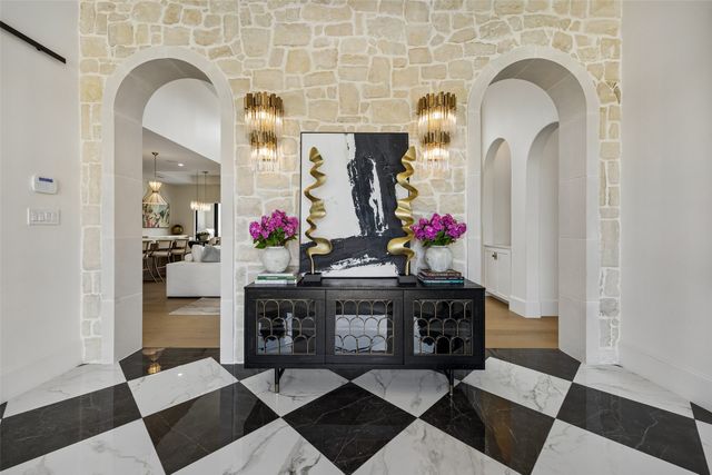 5807 Preston Way, Colleyville, TX 76034