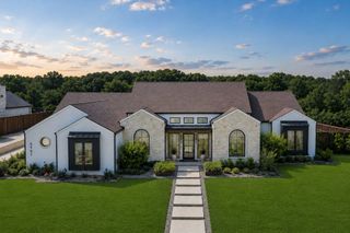5807 Preston Way, Colleyville, TX 76034