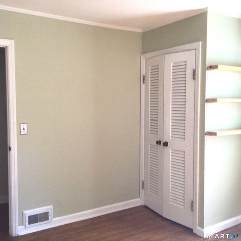 15 Bon Air Avenue, Stamford, CT 06907