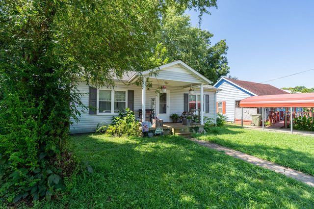 315 Debus St, Lawrenceburg, TN 38464