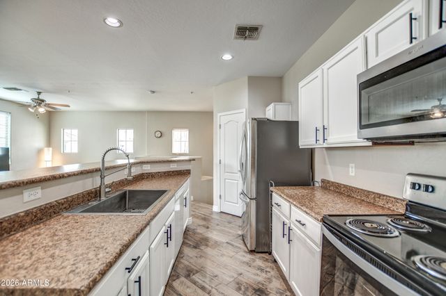 7515 S 30TH Place, Phoenix, AZ 85042